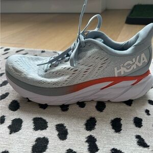 Hoka Clifton 8